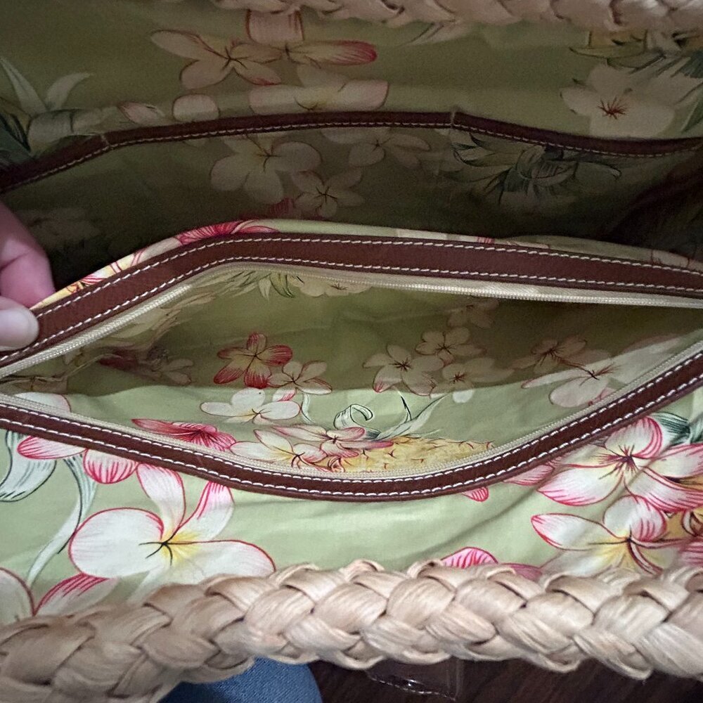 Tommy Bahama Large Straw & Leather Handbag - Picture 14 of 15